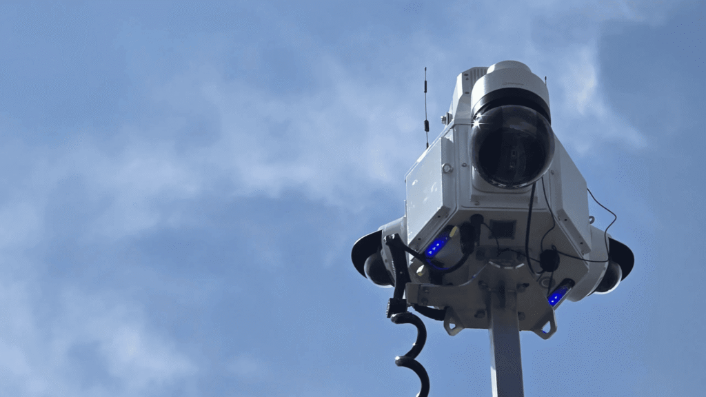 Remorque solaire de vidéosurveillance Hélios Mobility